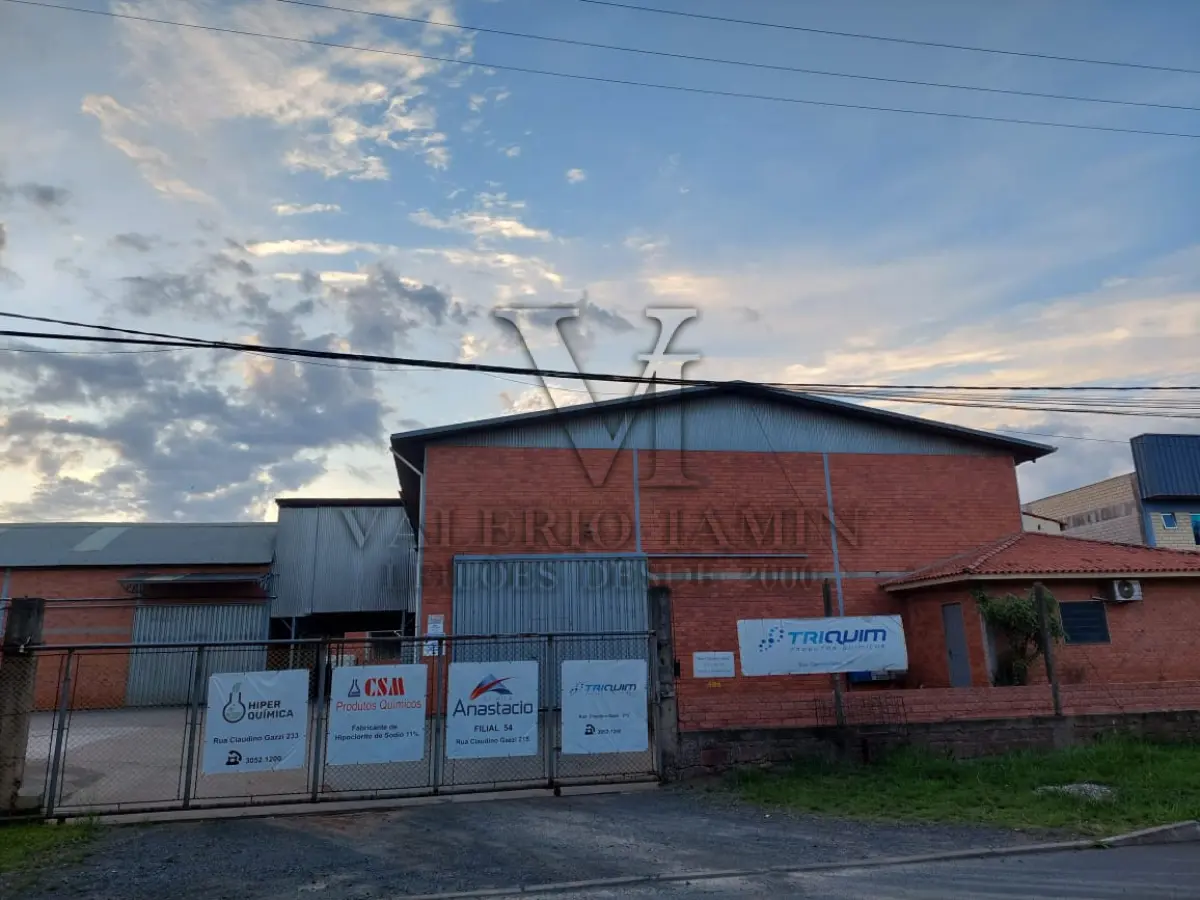 LOTE 127 - PAVILHÃO E SEU RESPECTIVO TERRENO