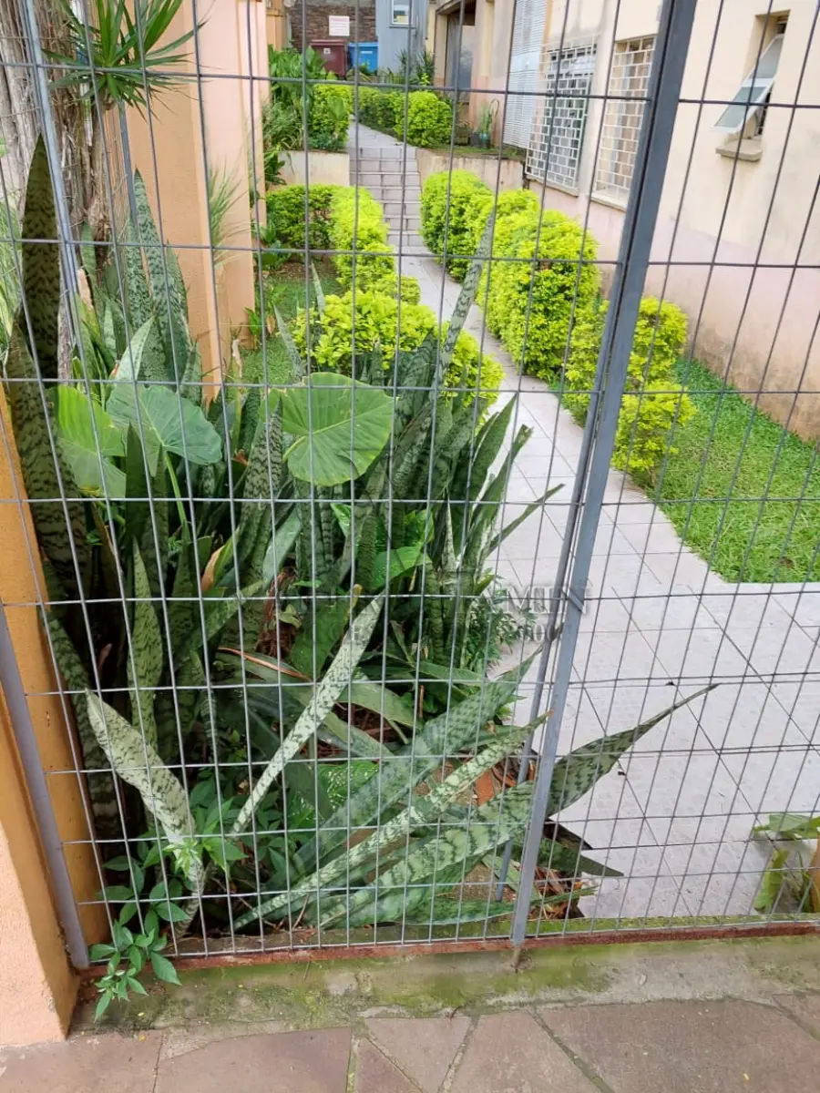 LOTE 122 - UM APT EM PORTO ALEGRE -COND.O RESIDÊNCIAL ILHAS DO MEDITERRÂNEO