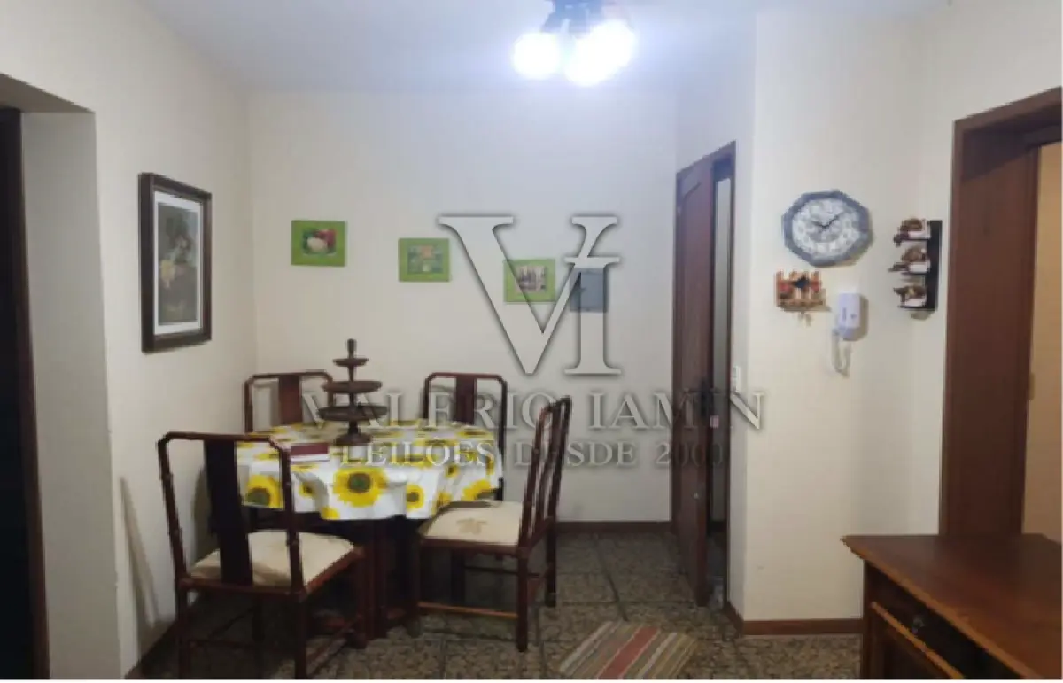 LOTE 130 - UM APARTAMENTO NA PRAIA ZONA NOVA DE CAPÃO DA CANOA