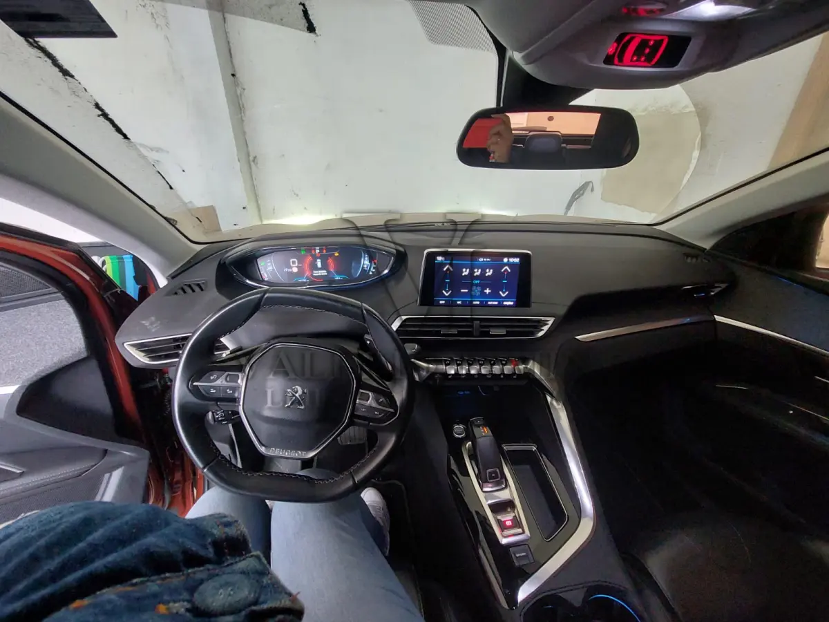 LOTE 309 - AUTOMOVEL I/PEUGEOT 3008 GRIFFE AT