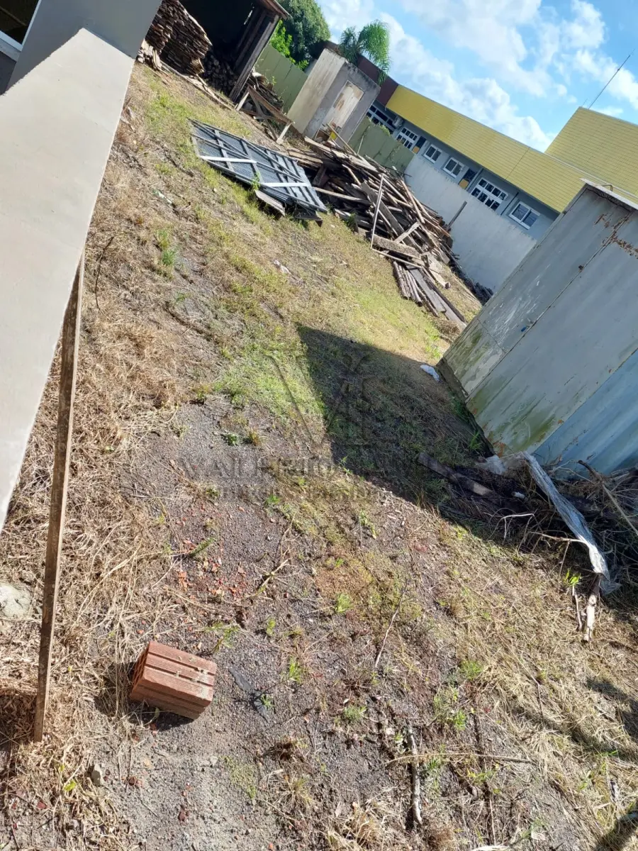 LOTE 278 - 50% de Um terreno Urbano situado na praia do Município de Xangrila/RS