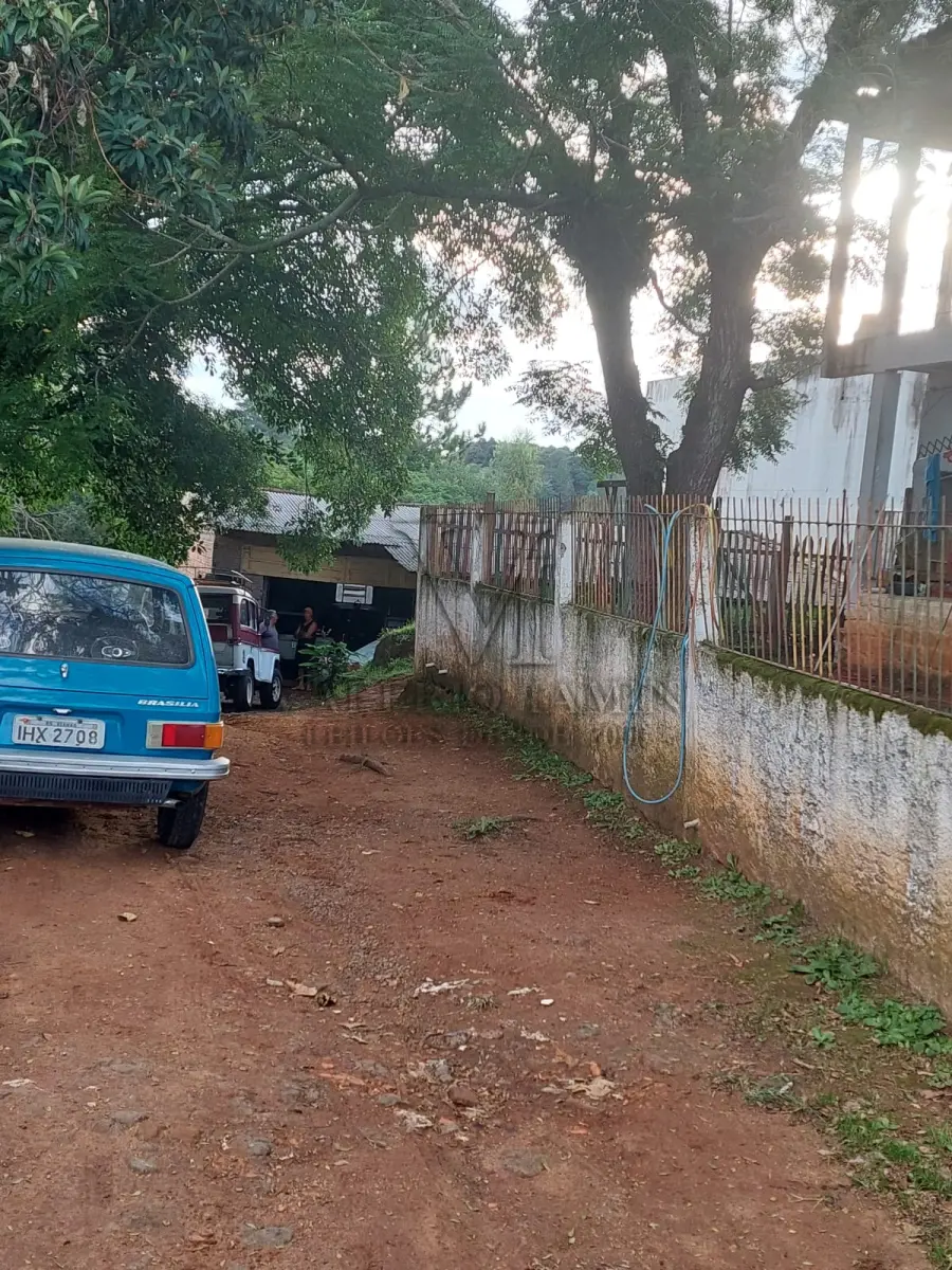 LOTE 283 - UM IMÓVEL EM ALVENÁRIA