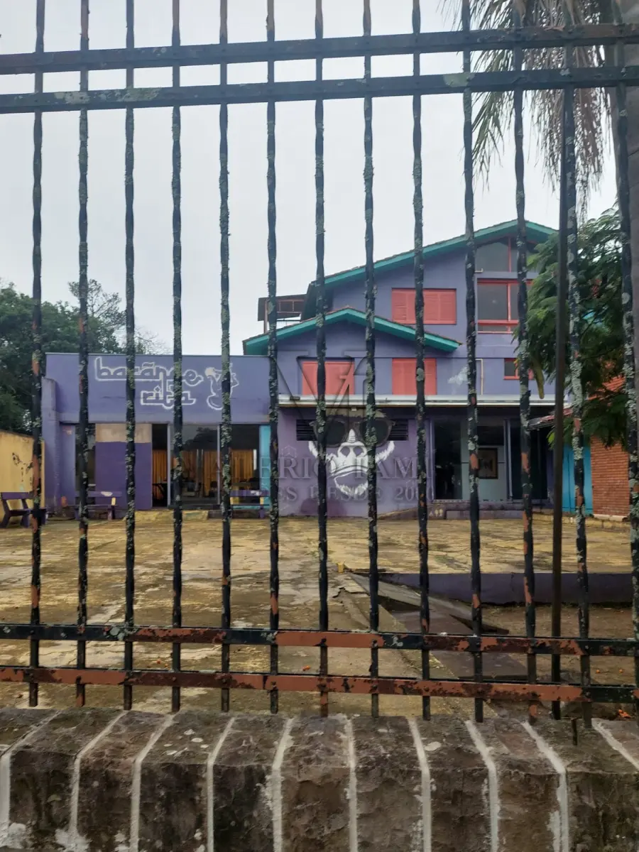 LOTE 515 - IMÓVEL – Sobrado em alvenaria localizado na Av. Guaíba nº1646 emPorto Alegre