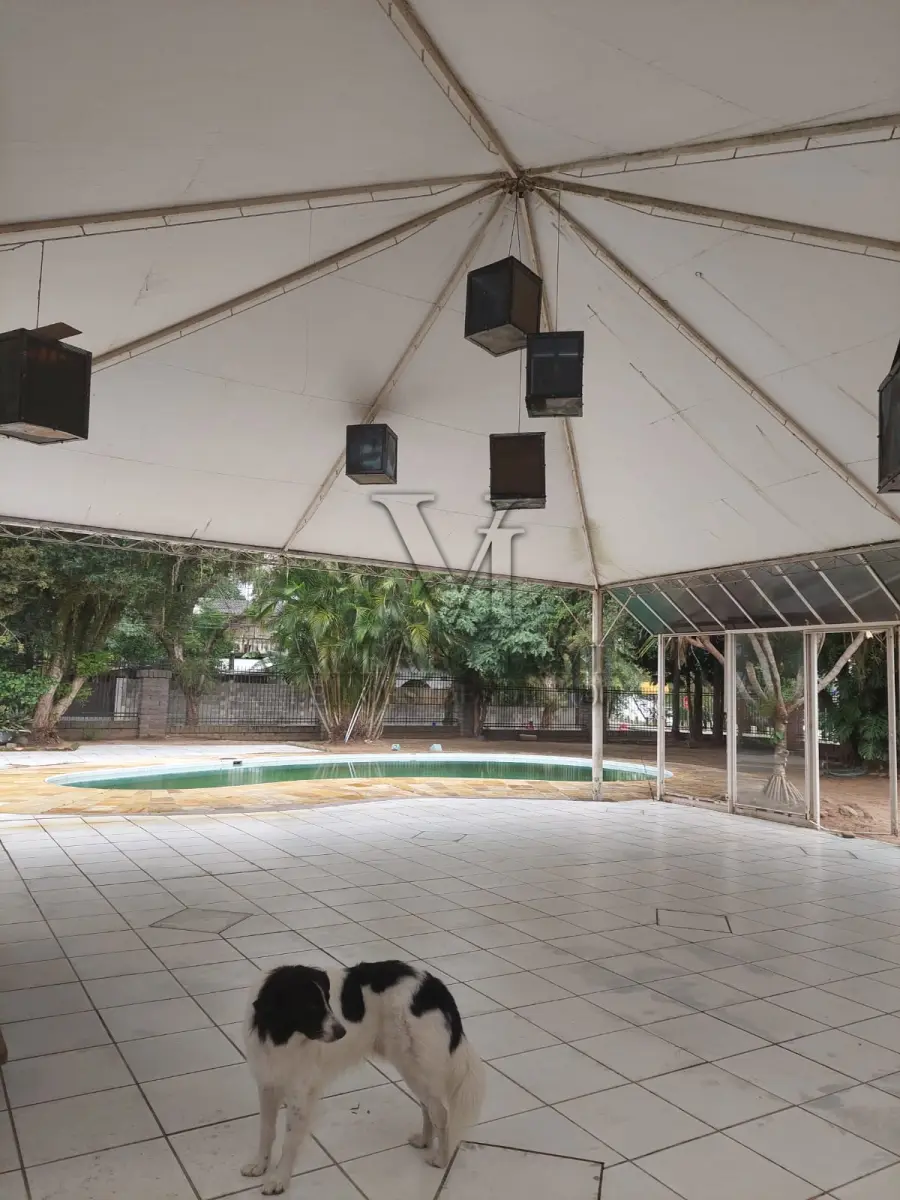 LOTE 515 - IMÓVEL – Sobrado em alvenaria localizado na Av. Guaíba nº1646 emPorto Alegre