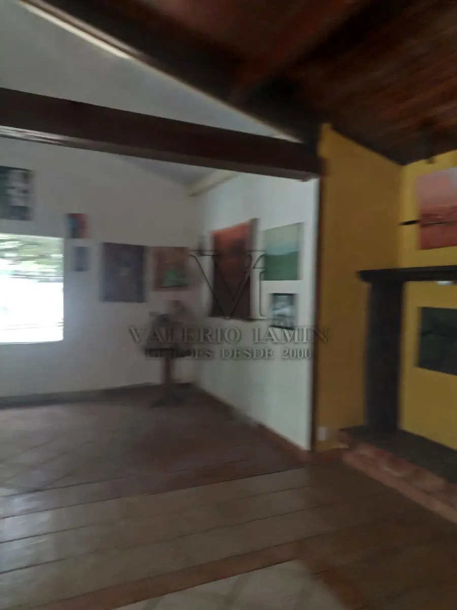 LOTE 515 - IMÓVEL – Sobrado em alvenaria localizado na Av. Guaíba nº1646 emPorto Alegre
