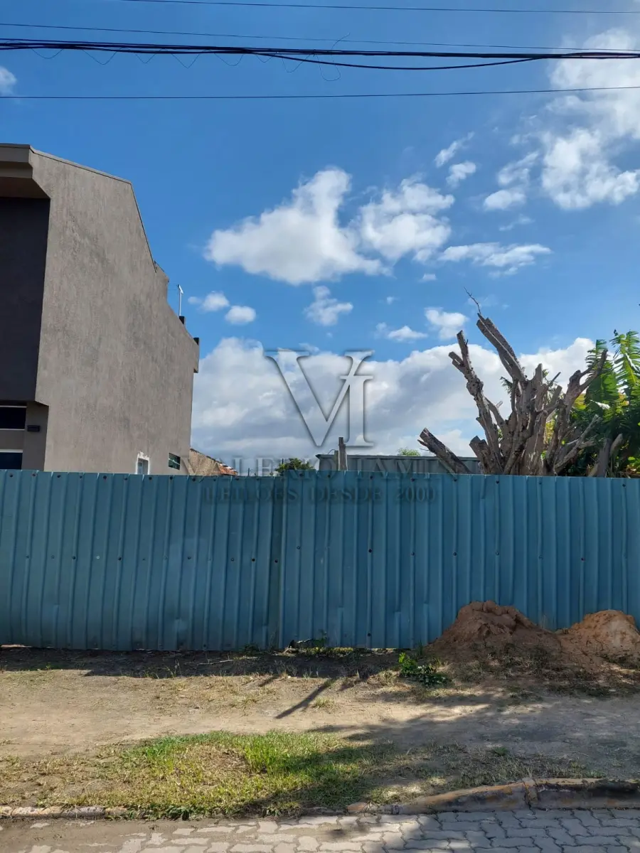 LOTE 278 - 50% de Um terreno Urbano situado na praia do Município de Xangrila/RS