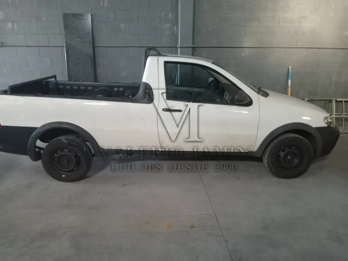 LOTE 418 - UM AUTOMOVEL FIAT/STRADA FIRE, ANO 2011, MODELO 2012