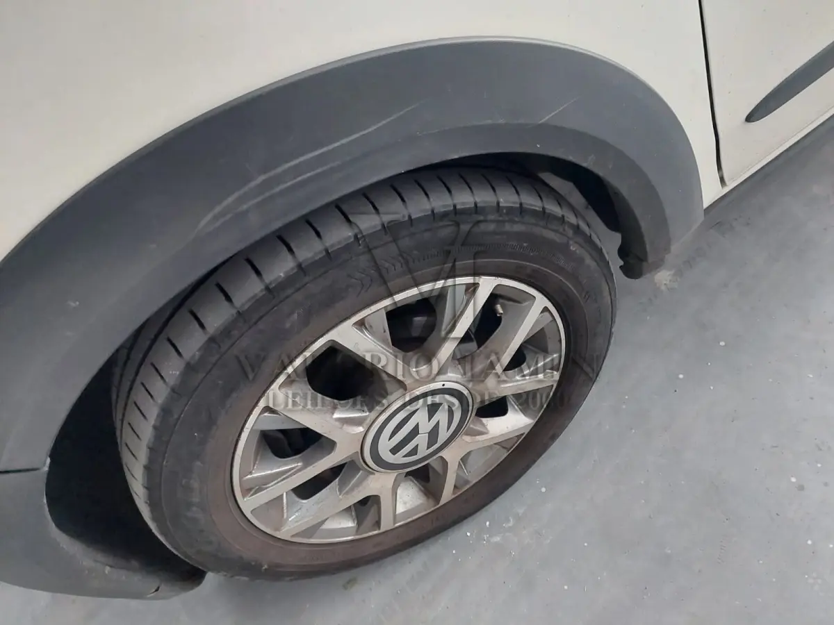 LOTE 433 - VEICULO VW/UP CROSS MA