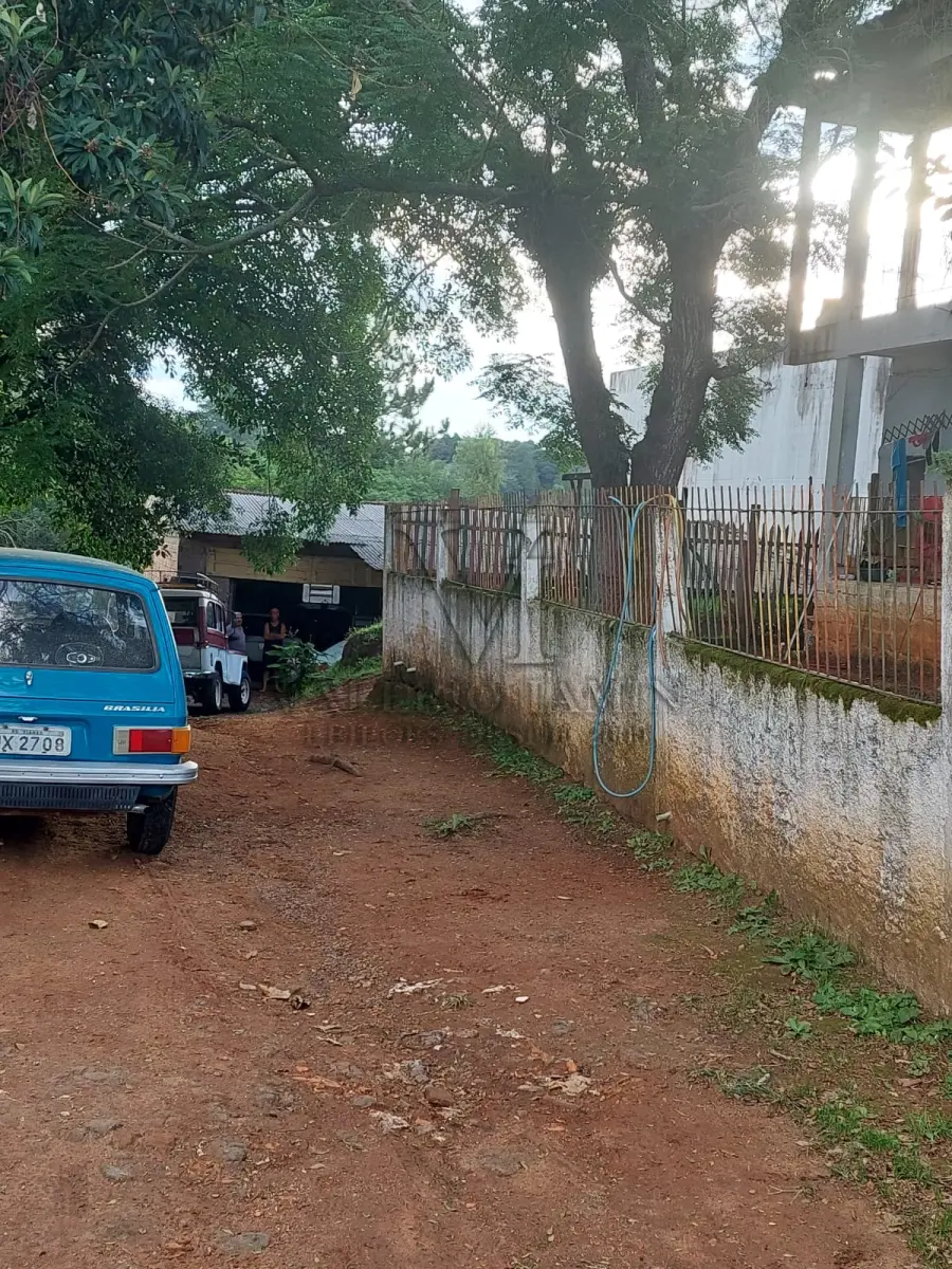 LOTE 283 - UM IMÓVEL EM ALVENÁRIA