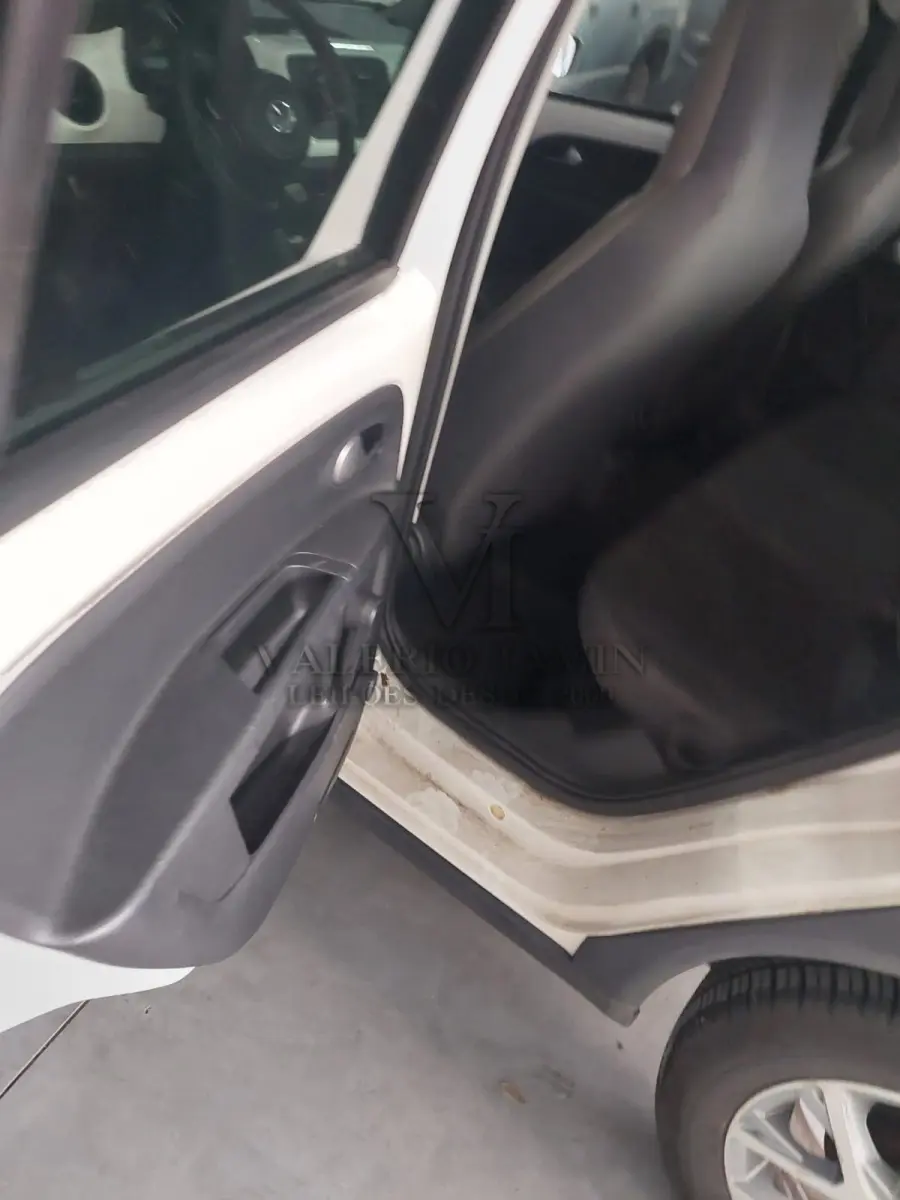 LOTE 433 - VEICULO VW/UP CROSS MA