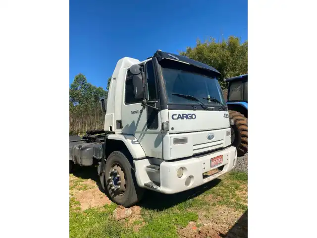 CAMINHÃO TRATOR FORD/CARGO 4331, ANO/MODELO 2004
