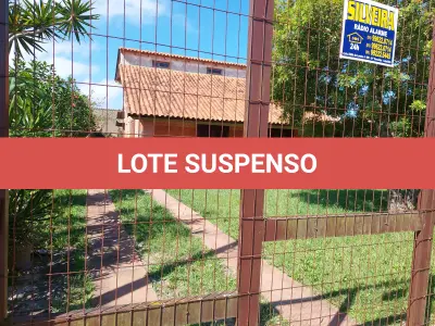 LOTE 241 - Um Imóvel e seu respectivo terreno, situado neste município, na praia de Santa Terezinha-Imbé