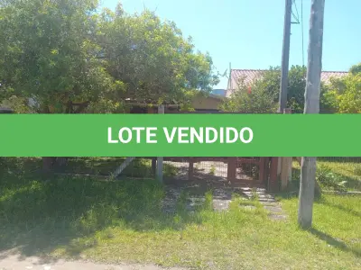 LOTE 634 - Prédio residencial  e um anexo em alvenaria e seu respectivo terreno próprio para uso residencial na rua Fernando Noronha nº2527 no Balneário Nova Tramandaí/RS