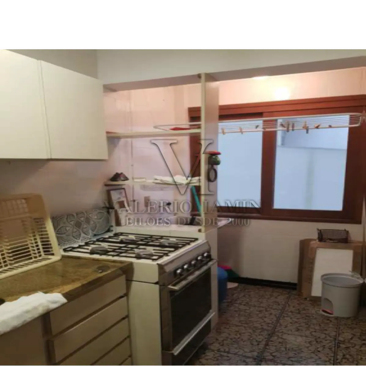 LOTE 130 - UM APARTAMENTO NA PRAIA ZONA NOVA DE CAPÃO DA CANOA