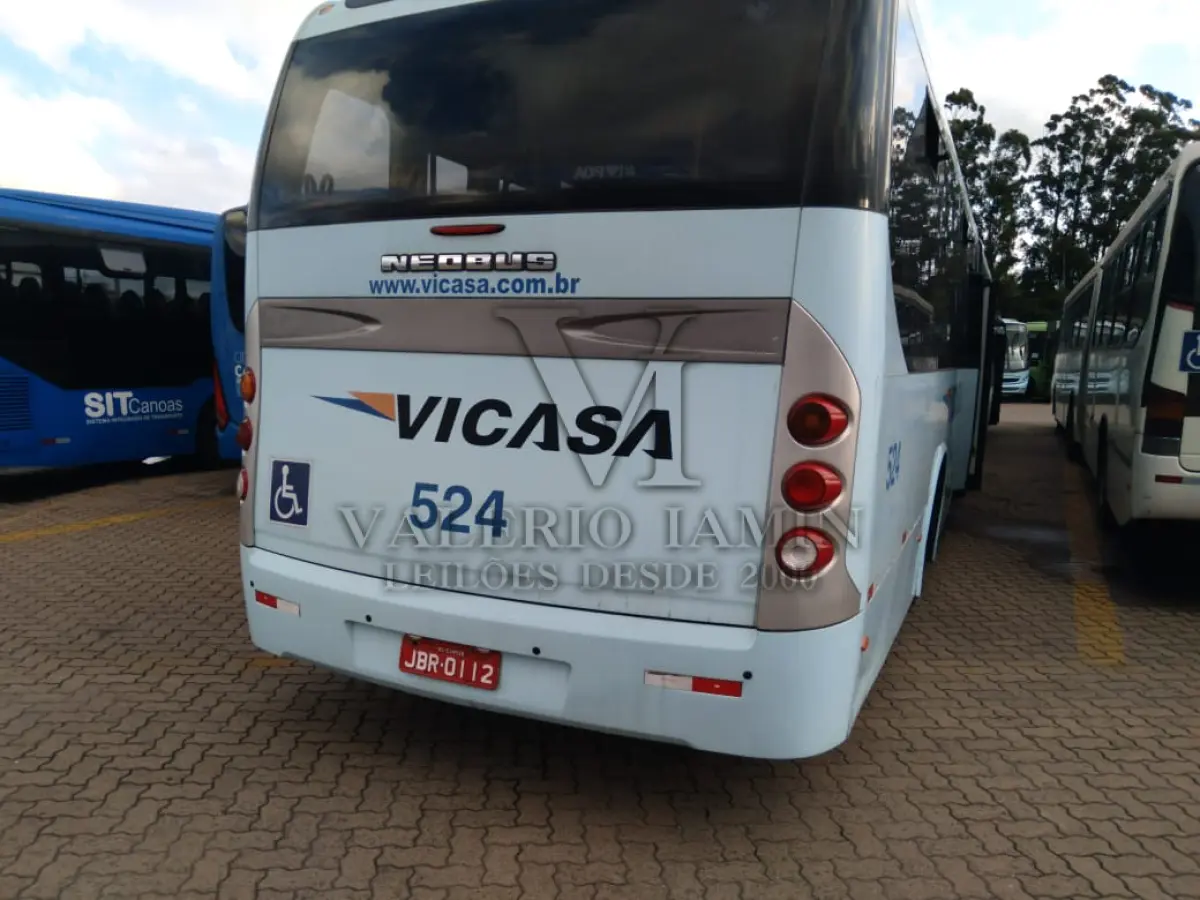 LOTE 075 - UM ONIBUS