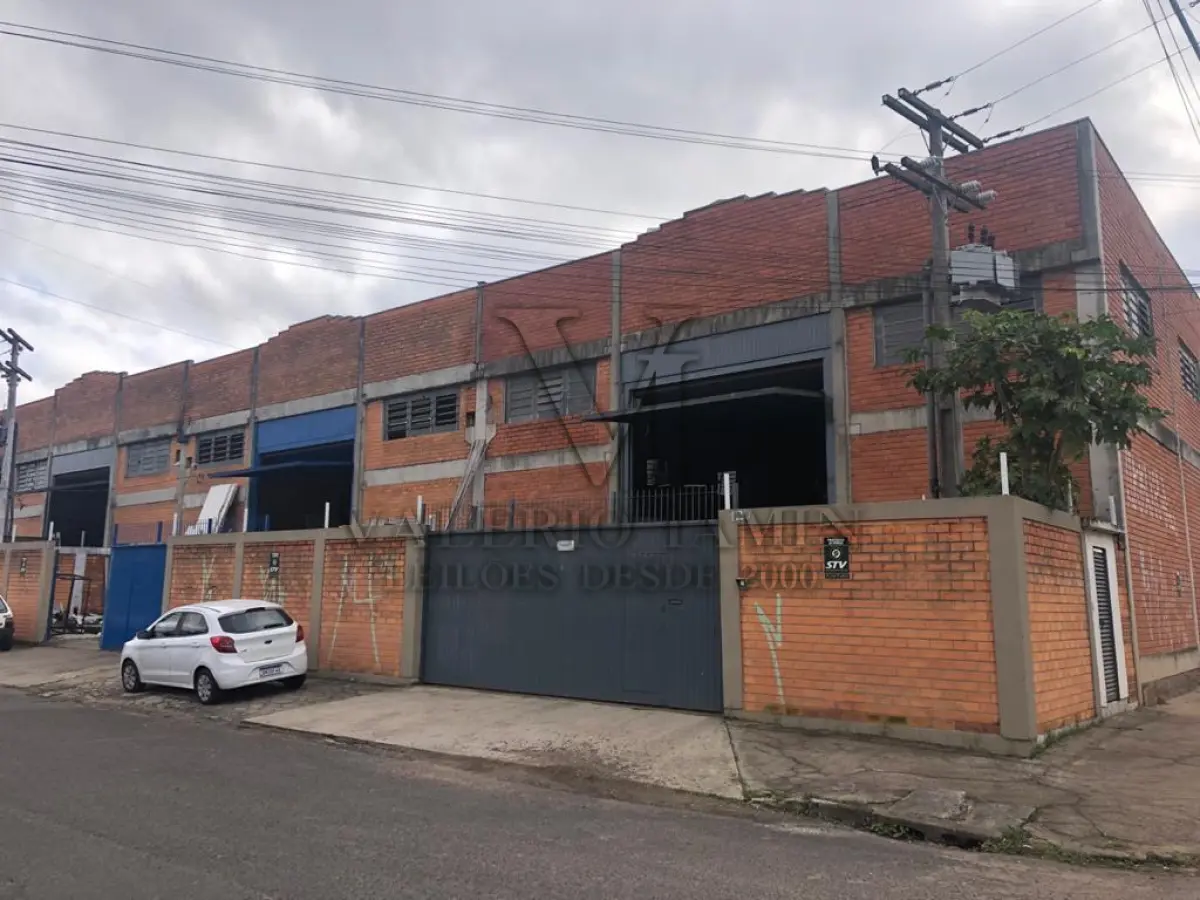 LOTE 025 - UM PAVILHÃO