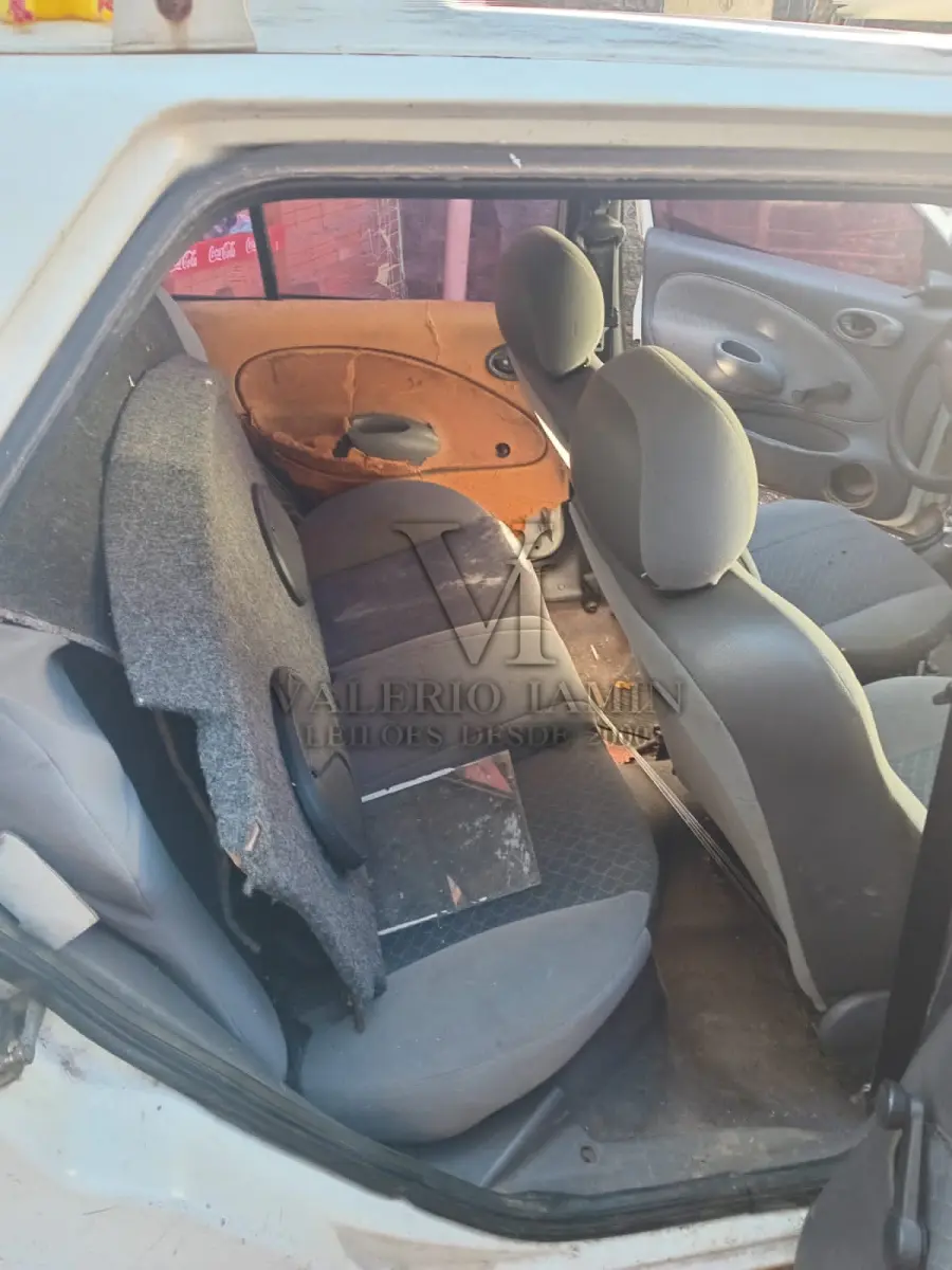 LOTE 573 - Veículo Ford/Fiesta GL