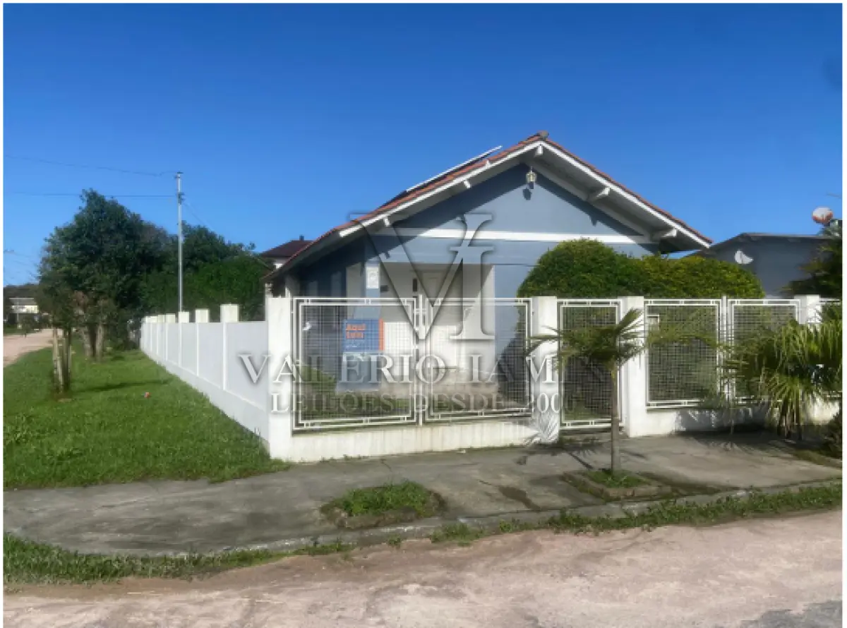 LOTE 607 - UM PRÉDIO DE ALVENÁRIA com 164,37m² e o respectivo terreno, situado a rua Getúlio Vargas nº1699