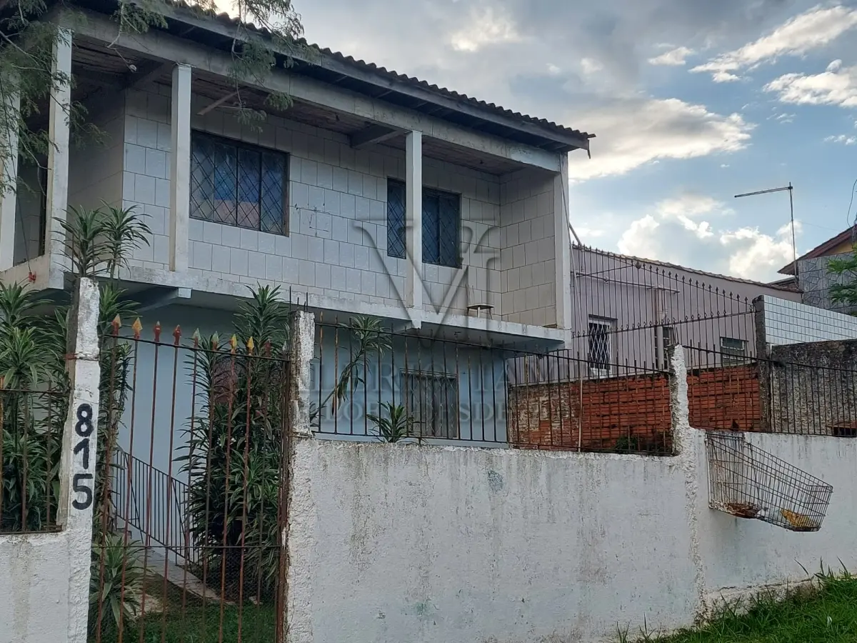 LOTE 283 - UM IMÓVEL EM ALVENÁRIA