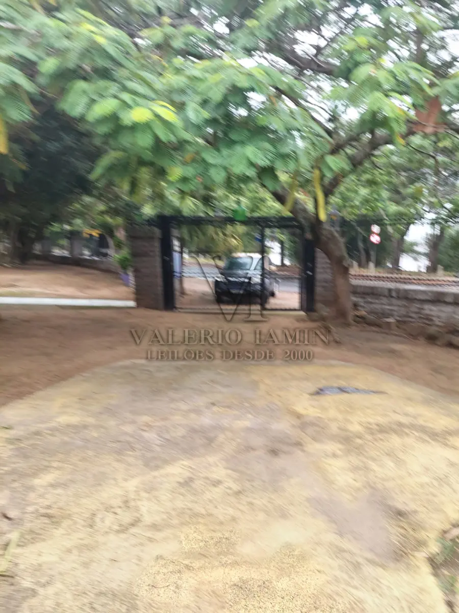 LOTE 515 - IMÓVEL – Sobrado em alvenaria localizado na Av. Guaíba nº1646 emPorto Alegre