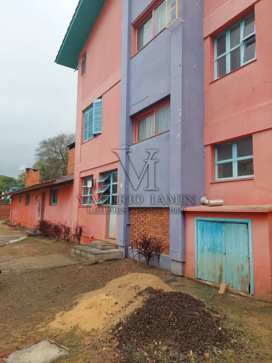 LOTE 515 - IMÓVEL – Sobrado em alvenaria localizado na Av. Guaíba nº1646 emPorto Alegre