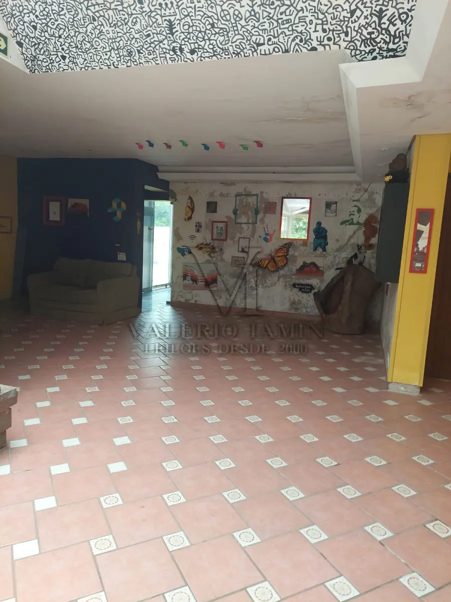 LOTE 515 - IMÓVEL – Sobrado em alvenaria localizado na Av. Guaíba nº1646 emPorto Alegre