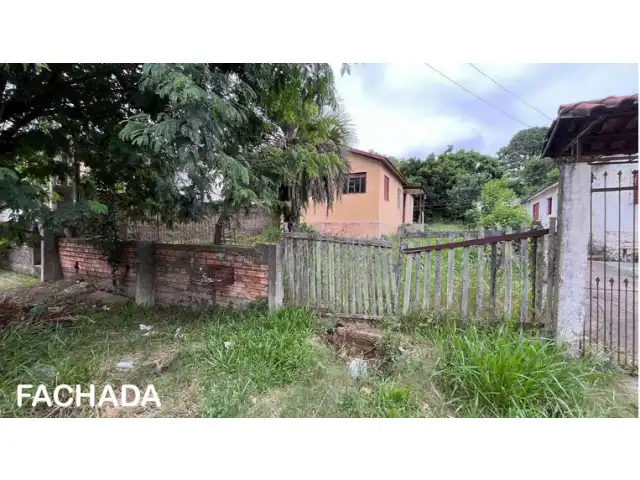 Um imóvel em Alvenaria e seu respectivo Terreno, com área superficial de (441,10m²)