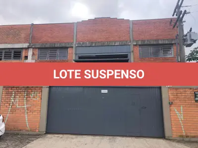 LOTE 025 - UM PAVILHÃO