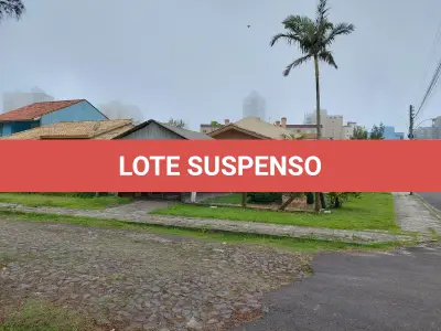 LOTE 237 - 01(UM) IMÓVEL EM ALVENÁRIA E SEU RESPECTIVO TERRENO EM TRAMANDAI