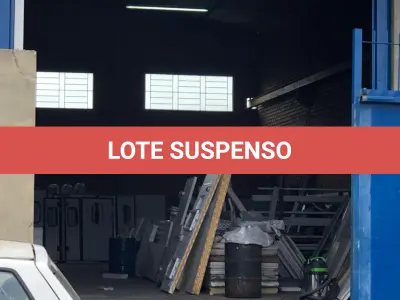 LOTE 025 - UM PAVILHÃO