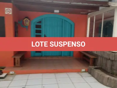 LOTE 515 - IMÓVEL – Sobrado em alvenaria localizado na Av. Guaíba nº1646 emPorto Alegre