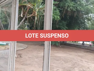 LOTE 515 - IMÓVEL – Sobrado em alvenaria localizado na Av. Guaíba nº1646 emPorto Alegre