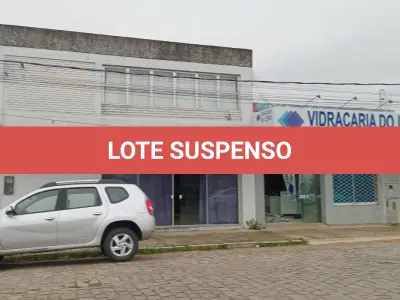 LOTE 596 - Um Prédio Comercial de alvenaria