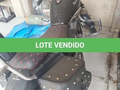 LOTE 502 - Uma Motocicleta DAFRA/KANSAS 150