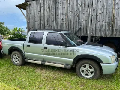 LOTE 391 -  CAMIONETE GM/S10 TORNADO D 4X4