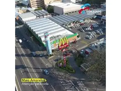 LOTE 249 - Lote 01: Loja n°208 do Conjunto Comercial de Canoas, que tem o número 481 da sua entrada principal pela rua XV De Janeiro e n°5600 na sua entrada principal pela Avenida Getúlio Vargas, BR116