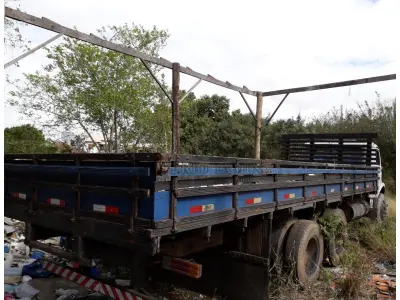 LOTE 217 - CAMINHÃO MERCEDES BENZ ANO/MODELO 1973