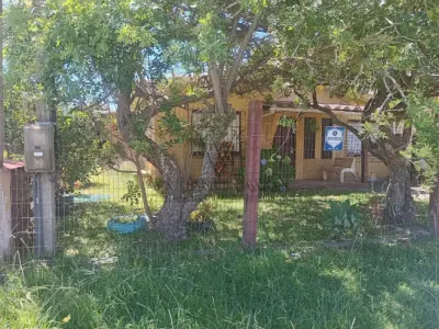 LOTE 634 - Prédio residencial  e um anexo em alvenaria e seu respectivo terreno próprio para uso residencial na rua Fernando Noronha nº2527 no Balneário Nova Tramandaí/RS