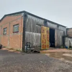 LOTE 603 - UM PAVILHÃO E SEU RESPECTIVO TERRENO URBANO