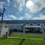 LOTE 509 - Duas áreas somadas constituem uma metragem de 6320,80m², sendo nas áreas foram construídos vários Pavilhões com Estruturas Metálicas