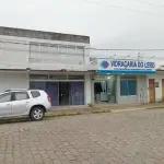 LOTE 596 - Um Prédio Comercial de alvenaria
