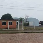 LOTE 619 - IMÓVEL: UM TERRENO EM FORMA RETANGULAR, com um prédio em Alvenaria como parte integrante do engenho e depósitos e demais prédios anexos para escritório, garagem e demais benfeitorias, com área construída de aproximadamente de 1.450,06m²