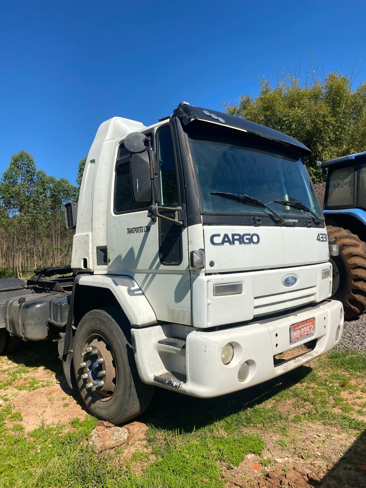 CAMINHÃO TRATOR FORD/CARGO 4331, ANO/MODELO 2004